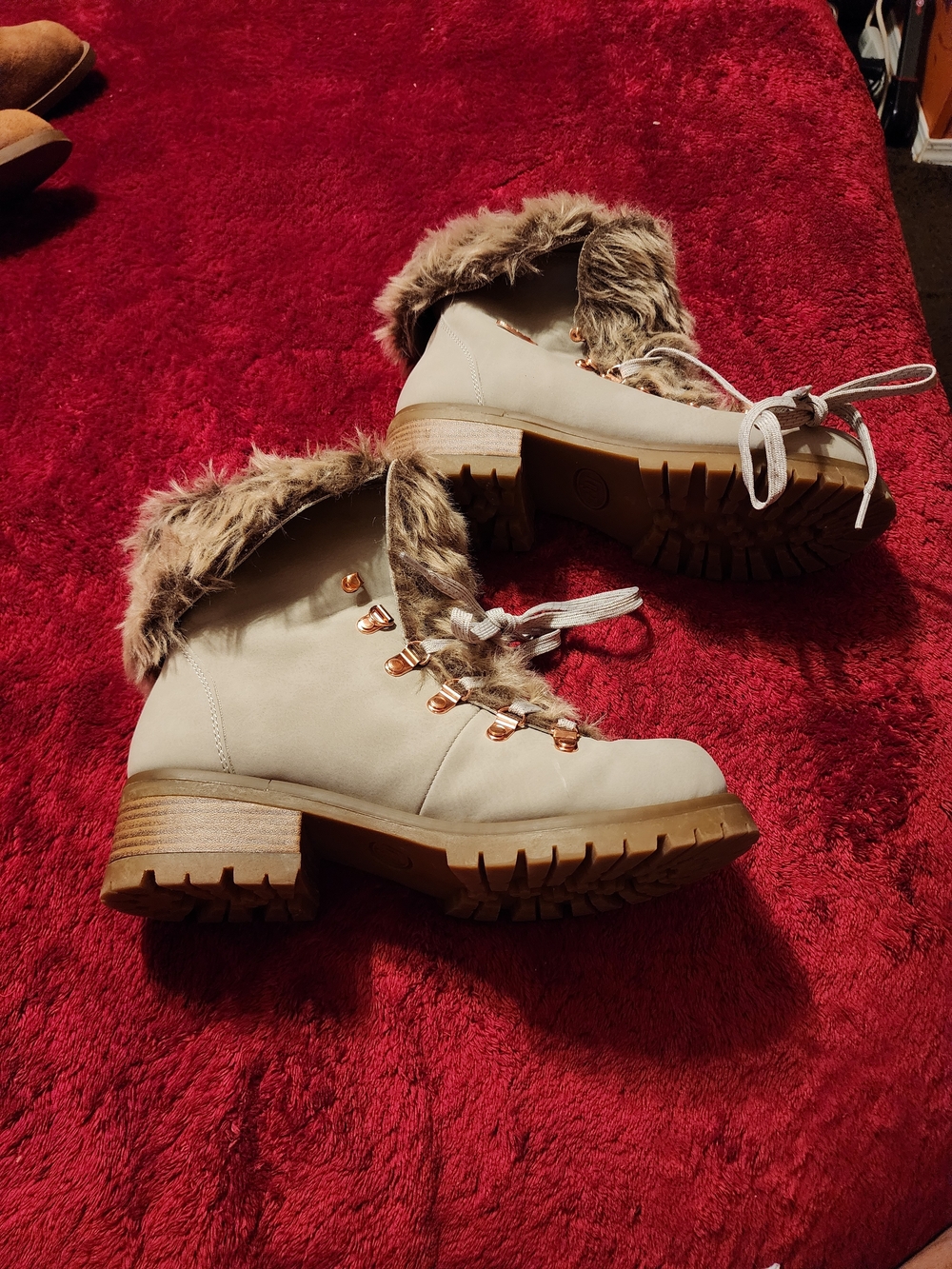 Lugz Women’s Faux-Fur Trim Winter Lace-Up Boots